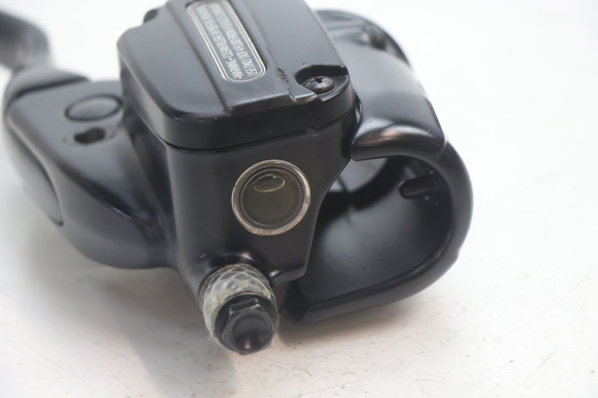 photo de CILINDRO MESTRE DIANTEIRO HARLEY DAVIDSON ROAD GLIDE FLTRXSE 1920 (2018 - 2022) - Pontos de fixação