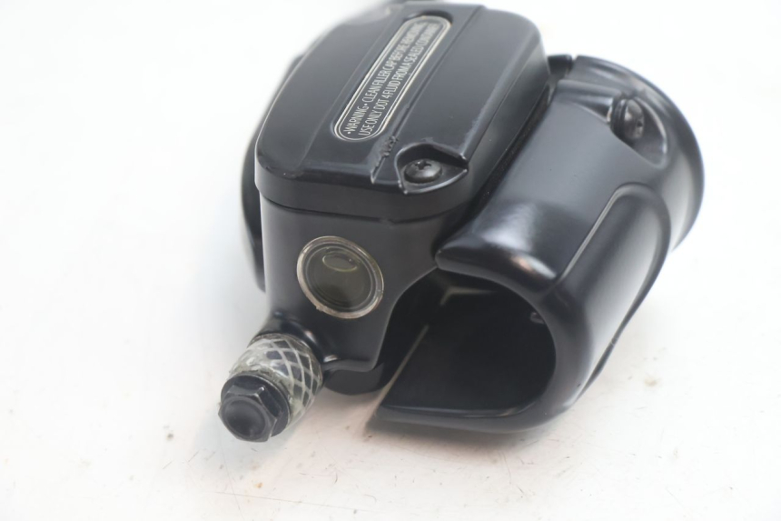 photo de CILINDRO MESTRE DIANTEIRO HARLEY DAVIDSON ROAD GLIDE FLTRXSE 1920 (2018 - 2022) - Estado da superfície