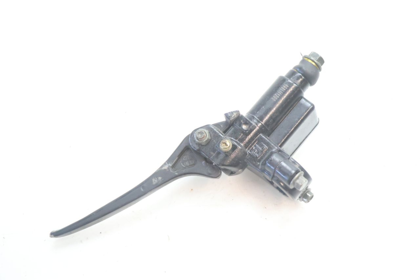 photo de CILINDRO MESTRE DIANTEIRO TNT MOTOR ROMA 10' 2T 50 (2011 - 2018) - Pontos de fixação