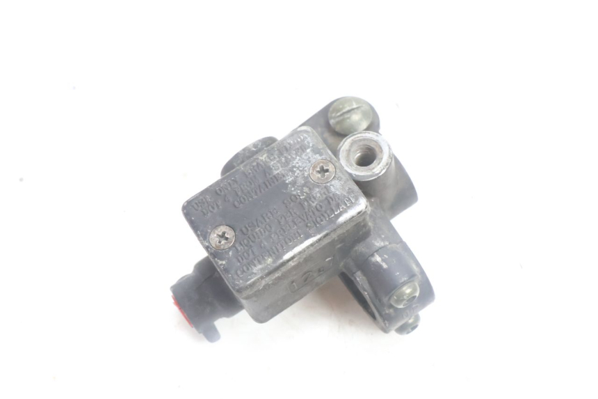 photo de CILINDRO MESTRE DIANTEIRO GILERA RUNNER SP 50 (2002 - 2004) - Detalhe da peça