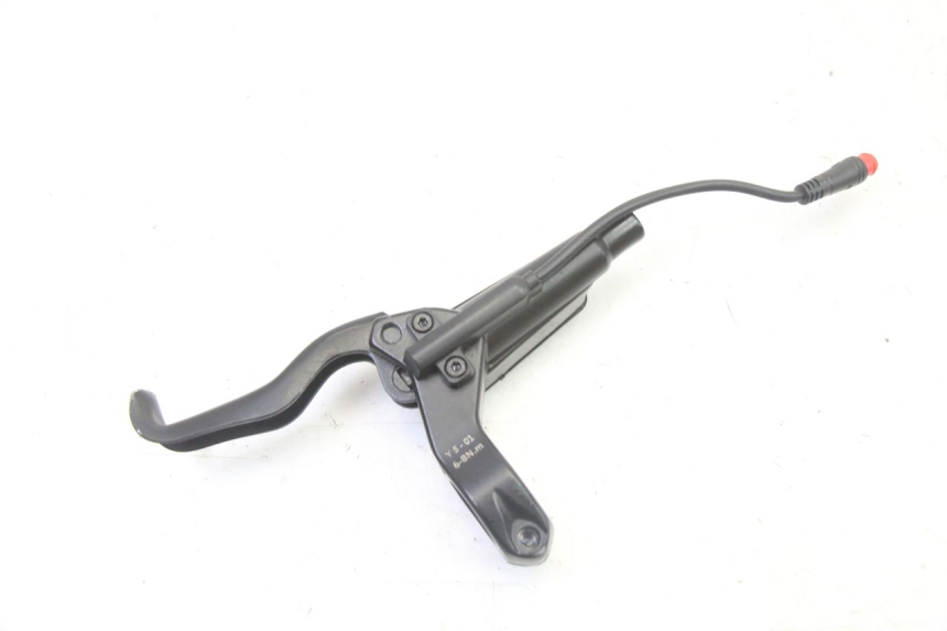 photo de CILINDRO MESTRE DIANTEIRO HERO S10 1 - Pontos de fixação