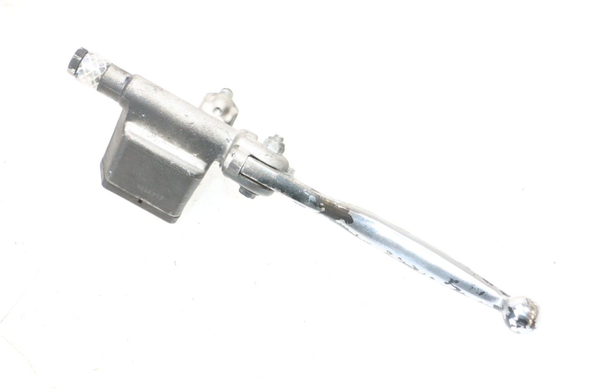 photo de CILINDRO MESTRE DIANTEIRO PEUGEOT SATELIS COMPRESSOR K15 125 (2006 - 2009) - Detalhe da peça