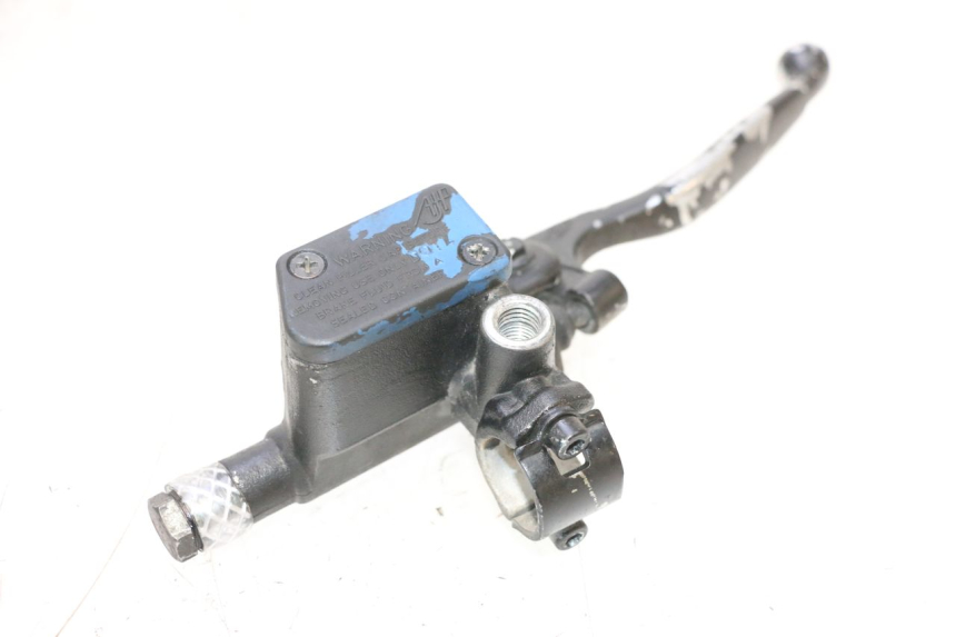 photo de CILINDRO MESTRE DIANTEIRO PEUGEOT SATELIS COMPRESSOR K15 125 (2006 - 2009) - Pontos de fixação