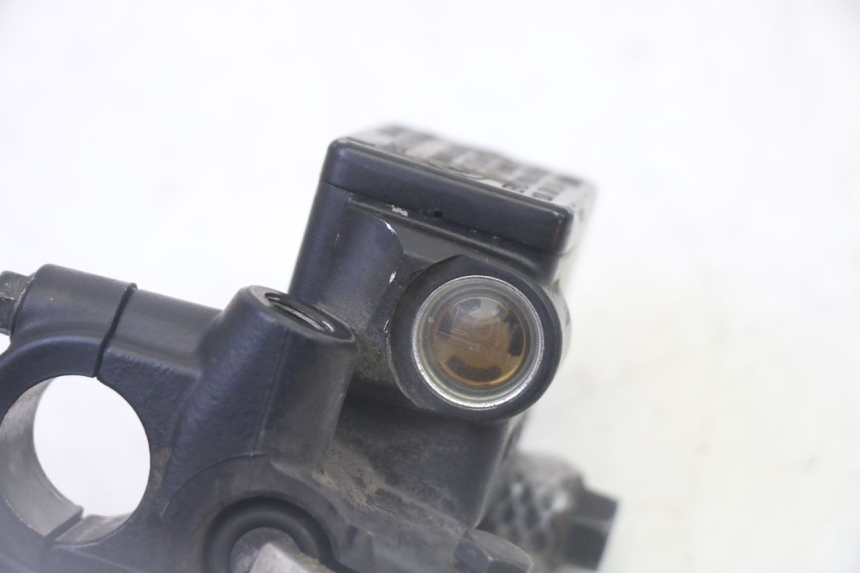 photo de CILINDRO MESTRE DIANTEIRO PEUGEOT SATELIS 125 (2006 - 2009) - Ampliação técnica