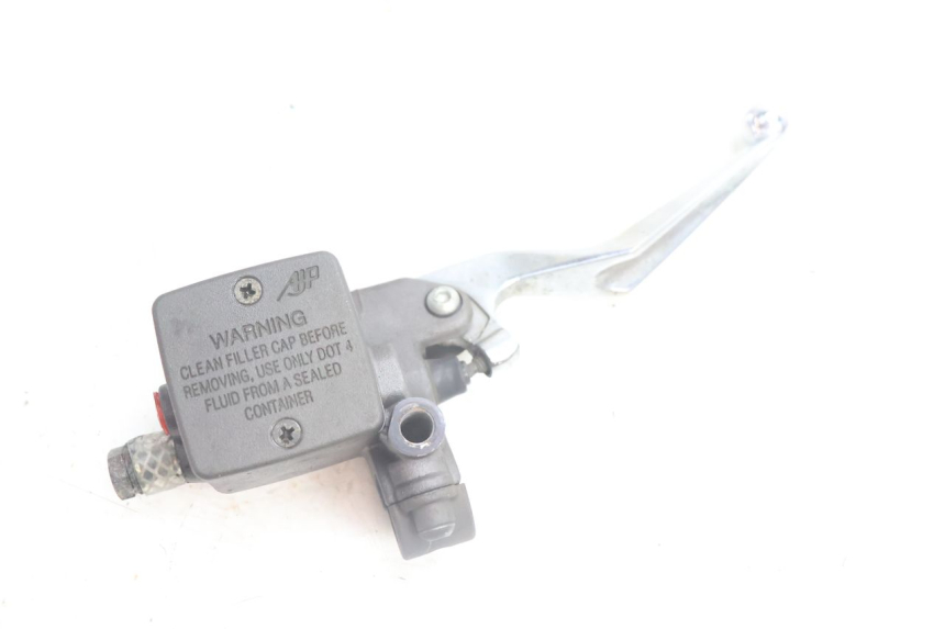 photo de CILINDRO MESTRE DIANTEIRO PEUGEOT SATELIS 125 (2006 - 2009) - Vista principal