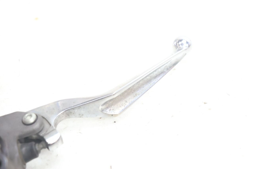 photo de CILINDRO MESTRE DIANTEIRO PEUGEOT SATELIS 125 (2006 - 2009) - Outro ângulo de visão