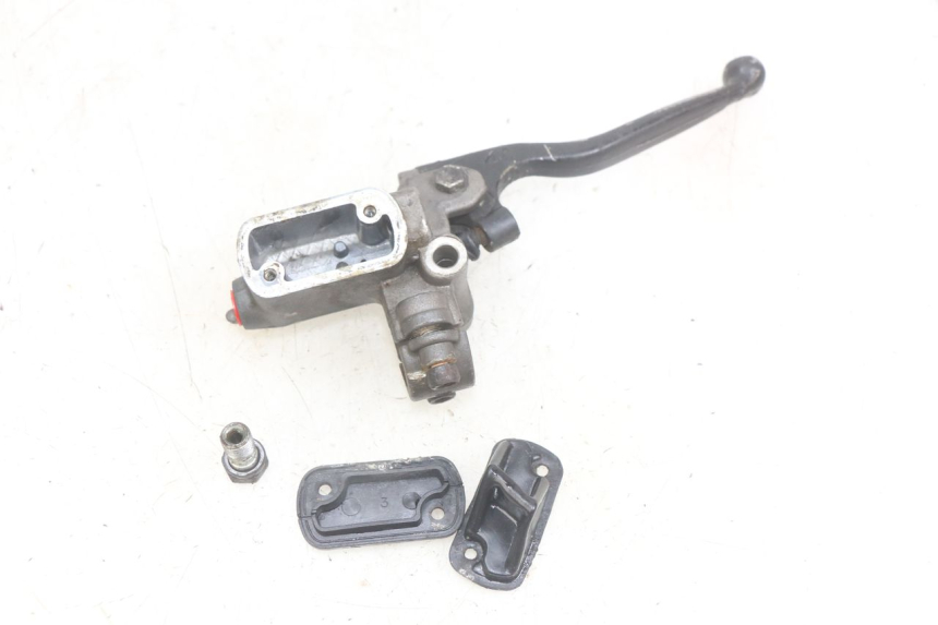 photo de CILINDRO MESTRE DIANTEIRO PEUGEOT SPEEDFIGHT LC 50 (1996 - 2002) - Pontos de fixação
