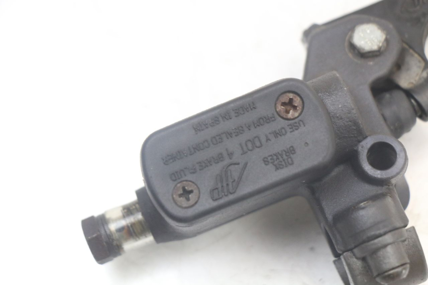 photo de CILINDRO MESTRE DIANTEIRO PEUGEOT SPEEDFIGHT 100 (1997 - 2007) - Detalhe da peça