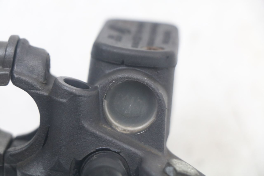 photo de CILINDRO MESTRE DIANTEIRO PEUGEOT SPEEDFIGHT 100 (1997 - 2007) - Vista geral