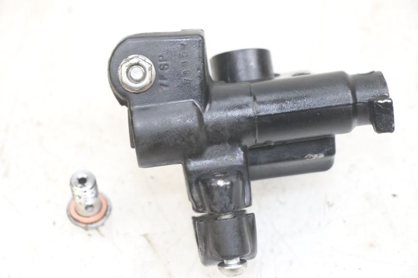 photo de CILINDRO MESTRE DIANTEIRO APRILIA SR 2T 50 (2012 - 2017) - Detalhe da peça