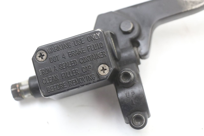 photo de CILINDRO MESTRE DIANTEIRO APRILIA SR CARB LC 2T 50 (2004 - 2012) - Outro ângulo de visão