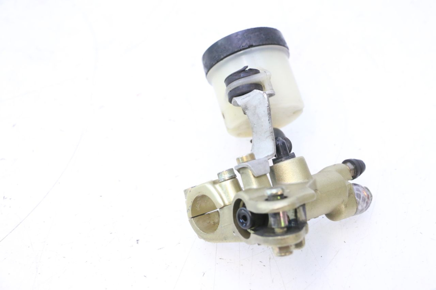photo de CILINDRO MESTRE DIANTEIRO DUCATI SS IE DS CARENEE 1000 (2002 - 2006) - Pontos de fixação