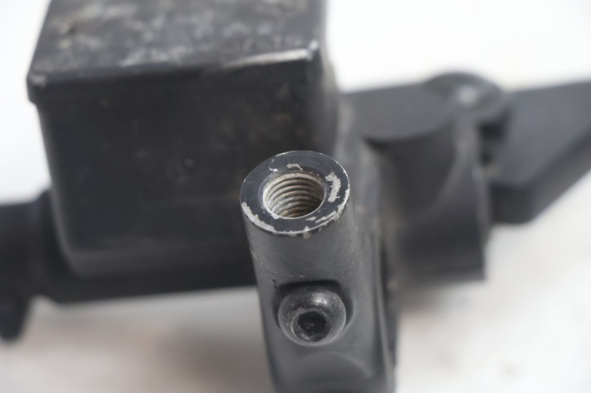 photo de CILINDRO MESTRE DIANTEIRO GILERA STALKER 50 (2004 - 2014) - Zoom do estado de desgaste