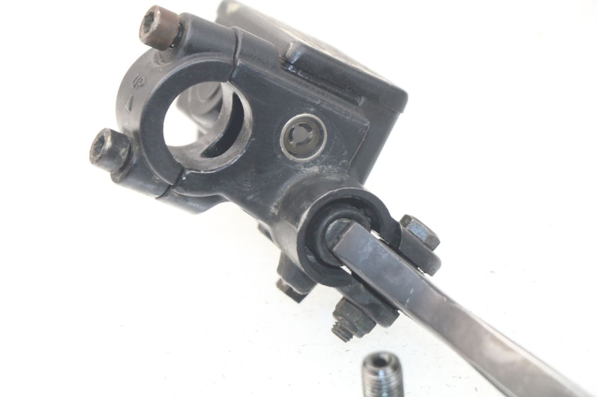 photo de CILINDRO MESTRE DIANTEIRO PEUGEOT STREETZONE 2T 50 (2014 - 2019) - Detalhe da peça