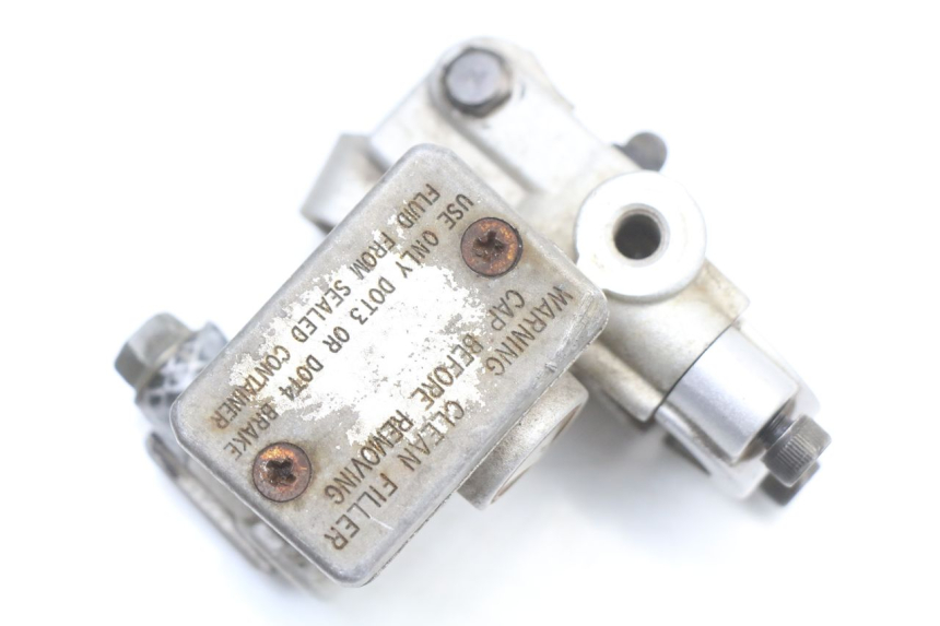 photo de CILINDRO MESTRE DIANTEIRO CAGIVA SUPER CITY 125 (1992 - 1997) - Outro ângulo de visão