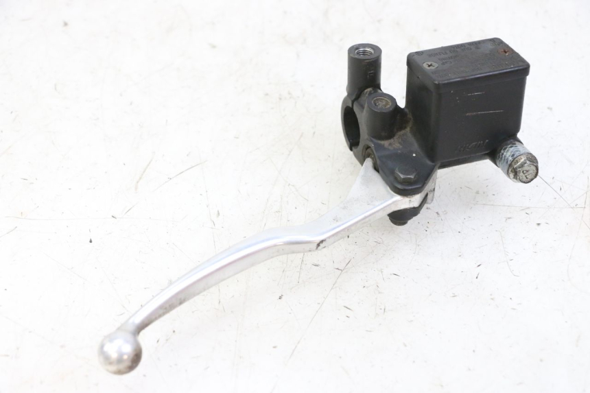 photo de CILINDRO MESTRE DIANTEIRO SUZUKI BURGMAN 125 (2007 - 2014) - Pontos de fixação