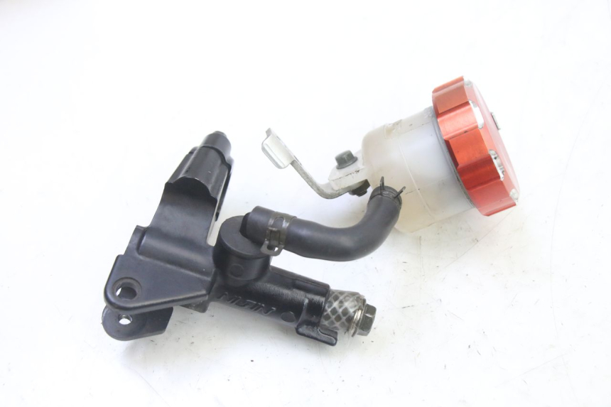 photo de CILINDRO MESTRE DIANTEIRO SUZUKI SV S 650 (2003 - 2009) - Vista principal