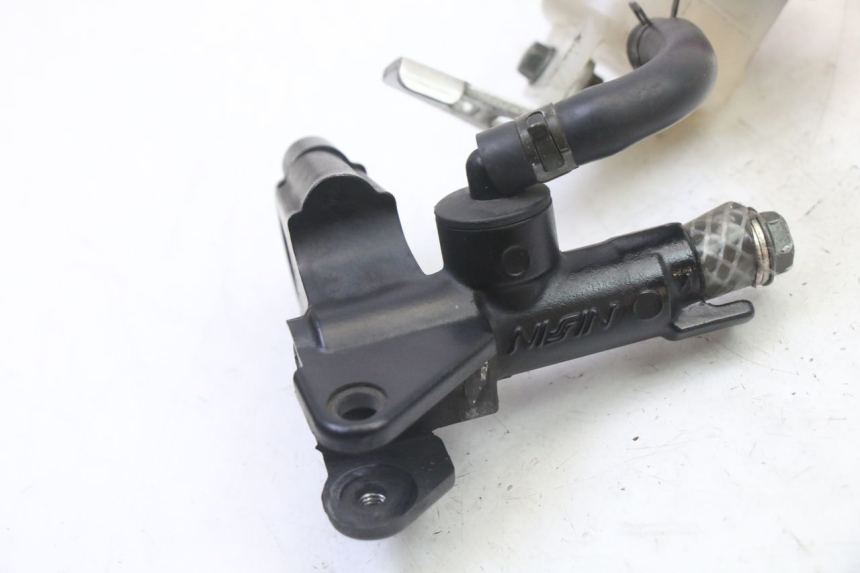photo de CILINDRO MESTRE DIANTEIRO SUZUKI SV S 650 (2003 - 2009) - Detalhe da peça