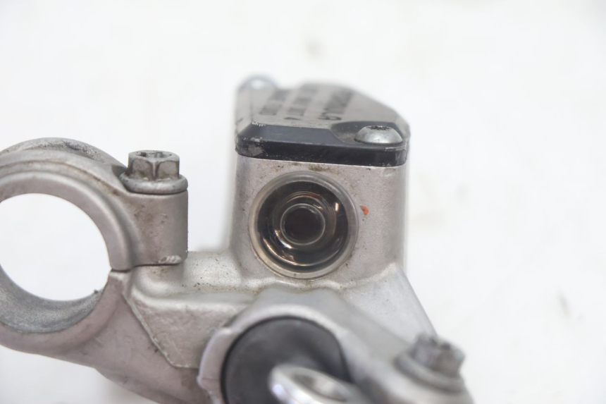 photo de CILINDRO MESTRE DIANTEIRO KTM SX 85 (2018 - 2024) - Pontos de fixação