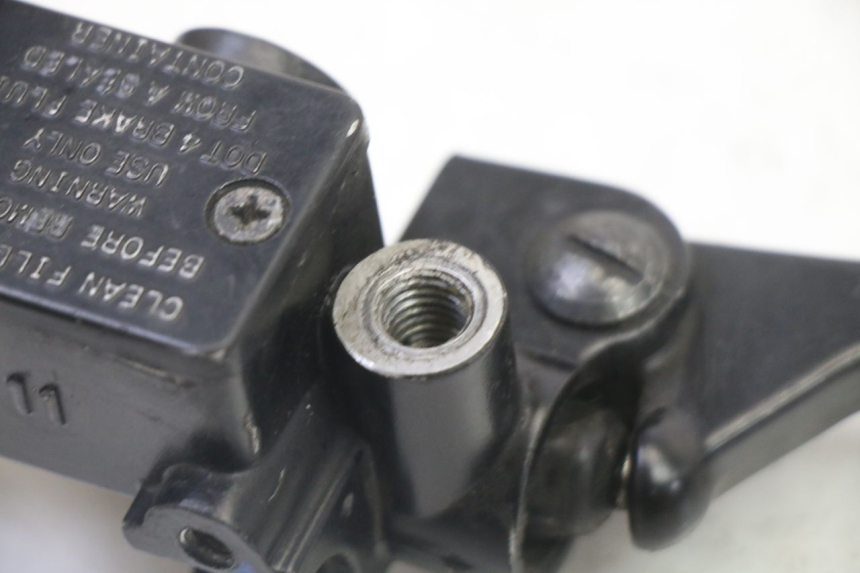photo de CILINDRO MESTRE DIANTEIRO APRILIA SXR 50 (2021 - 2023) - Outro ângulo de visão