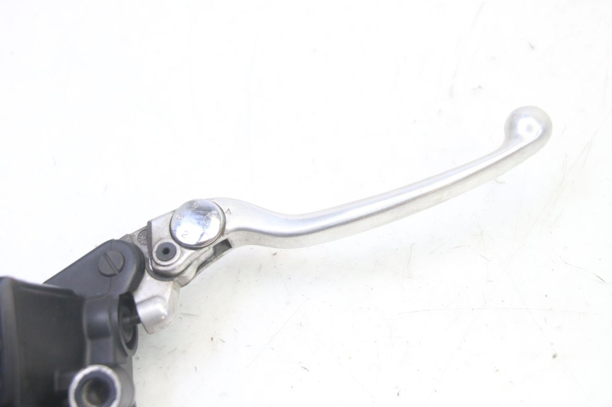 photo de CILINDRO MESTRE DIANTEIRO YAMAHA TDM ABS 900 (2002 - 2014) - Zoom do estado de desgaste