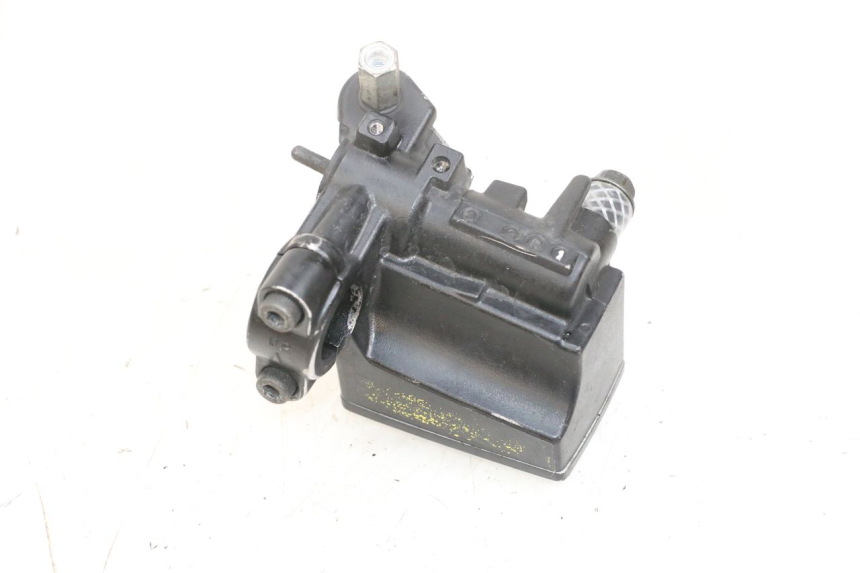 photo de CILINDRO MESTRE DIANTEIRO YAMAHA TDM ABS 900 (2002 - 2014) - Zoom do estado de desgaste