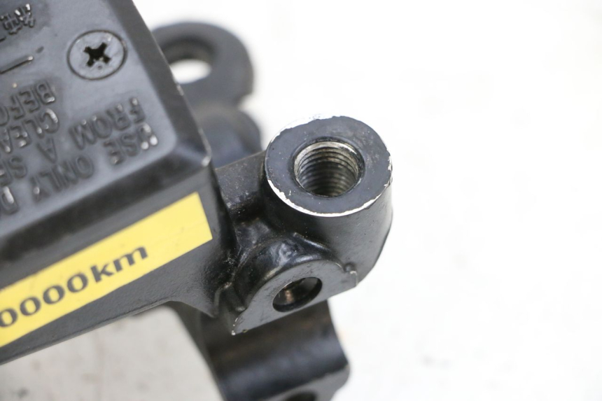 photo de CILINDRO MESTRE DIANTEIRO YAMAHA TDM ABS 900 (2002 - 2014) - Ampliação técnica