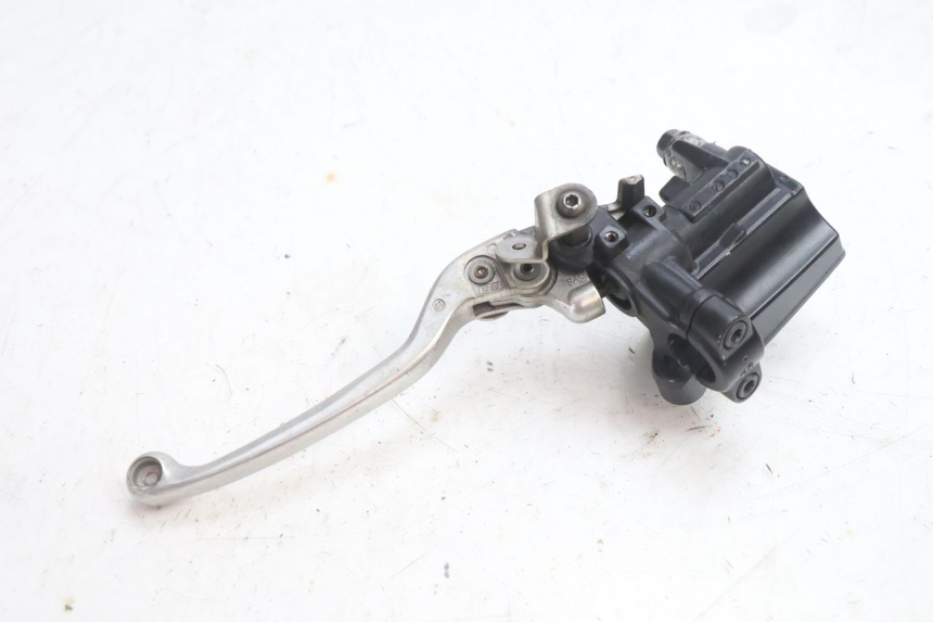 photo de CILINDRO MESTRE DIANTEIRO YAMAHA TDM ABS 900 (2002 - 2014) - Estado da superfície
