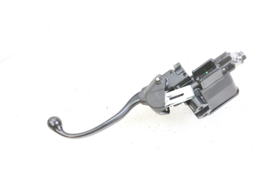 photo de CILINDRO MESTRE DIANTEIRO YAMAHA TRICITY 300 (2020 - 2024) - Outro ângulo de visão