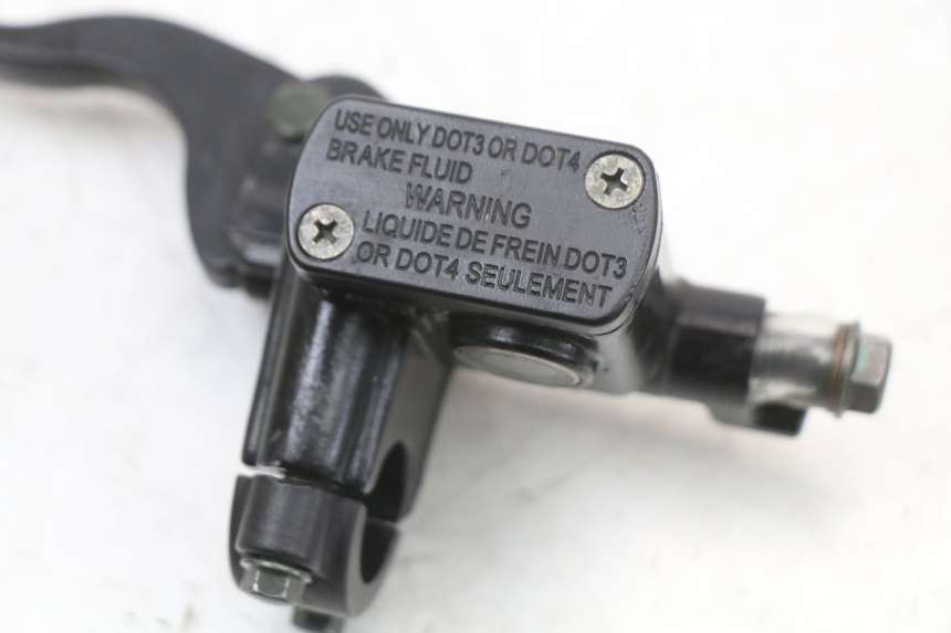 photo de CILINDRO MESTRE DIANTEIRO HONDA TRX 300 (1988 - 2000) - Outro ângulo de visão