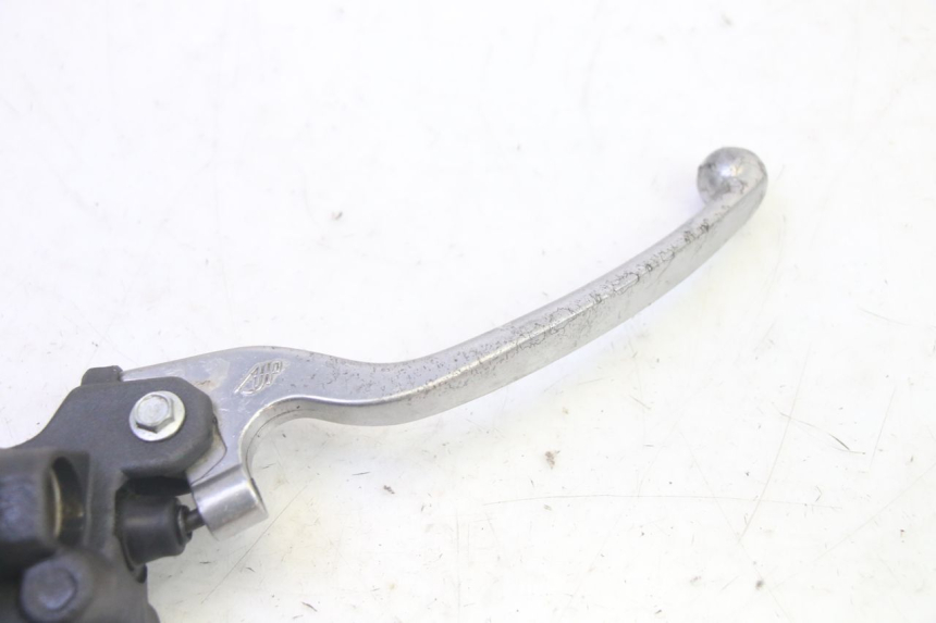 photo de CILINDRO MESTRE DIANTEIRO YAMAHA TZR 50 (2008 - 2016) - Zoom do estado de desgaste