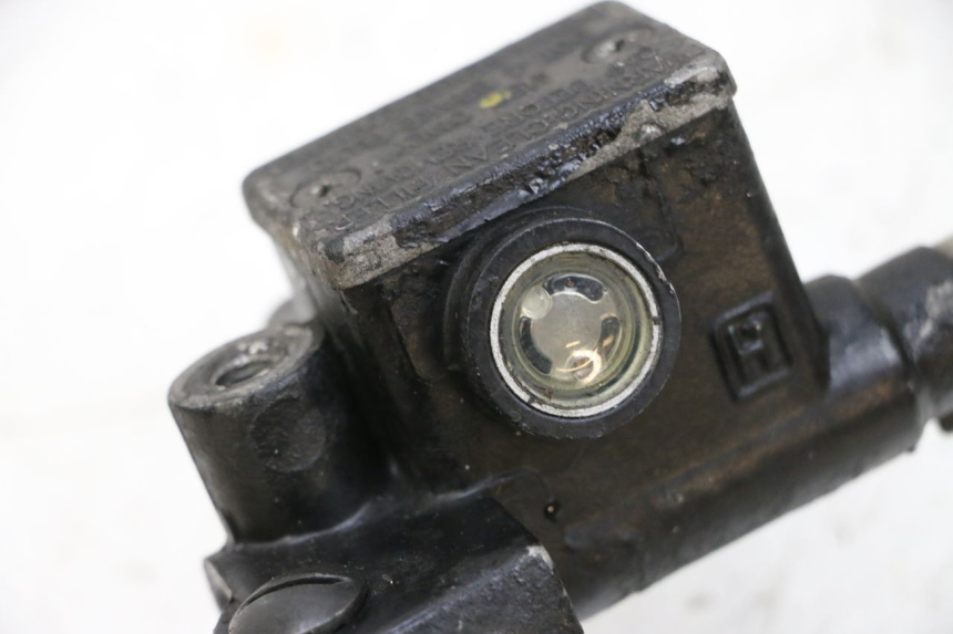 photo de CILINDRO MESTRE DIANTEIRO PIAGGIO VESPA GTS SUPER IE 125 (2009 - 2016) - Zoom do estado de desgaste