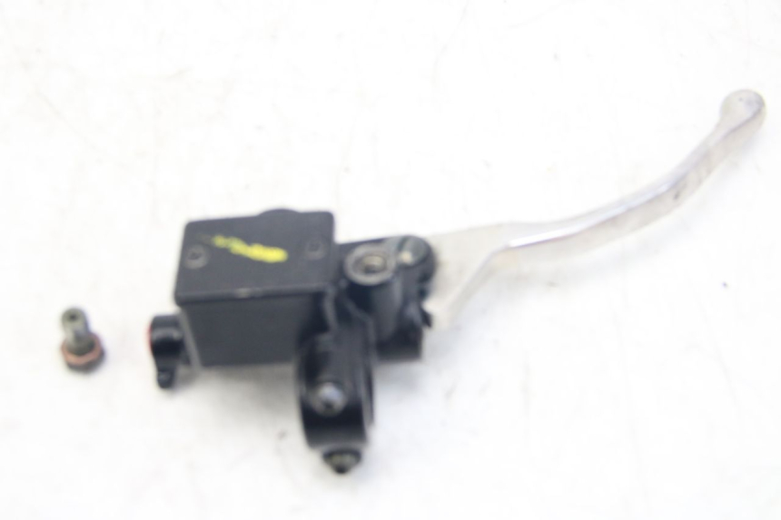 photo de CILINDRO MESTRE DIANTEIRO PIAGGIO VESPA SPRINT 2T 50 (2014 - 2018) - Detalhe da peça