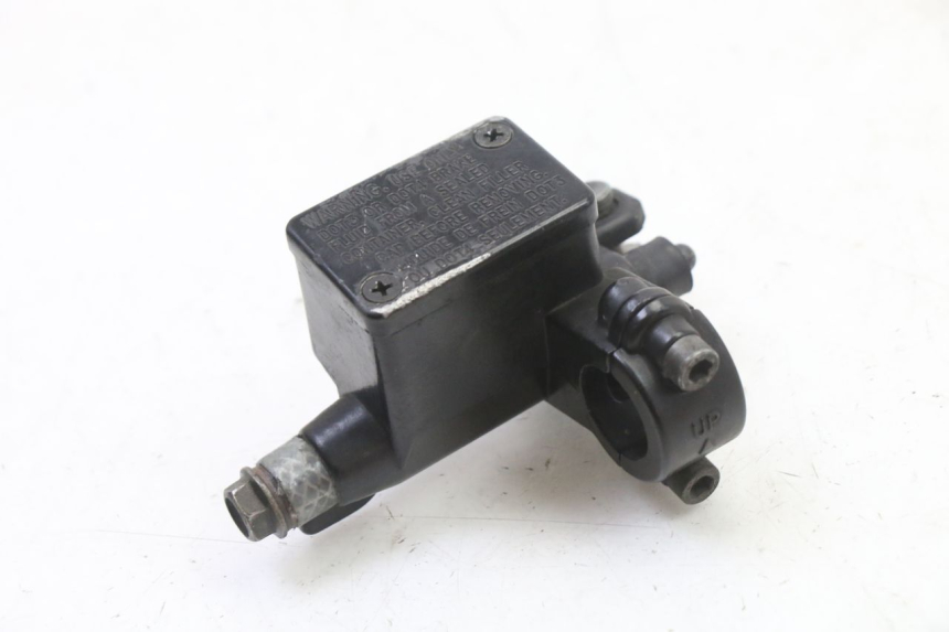 photo de CILINDRO MESTRE DIANTEIRO PEUGEOT VIVACITY NEW 4T 50 (2008 - 2017) - Detalhe da peça