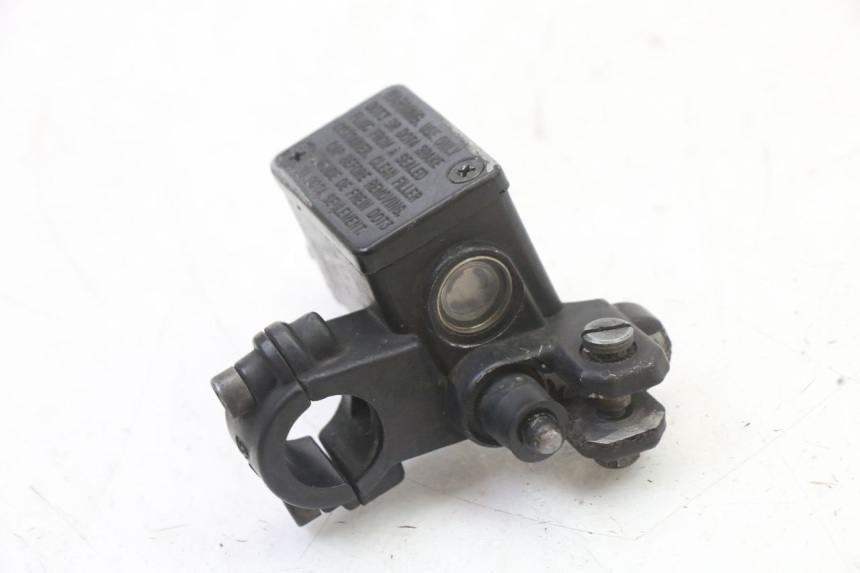 photo de CILINDRO MESTRE DIANTEIRO PEUGEOT VIVACITY NEW 4T 50 (2008 - 2017) - Outro ângulo de visão