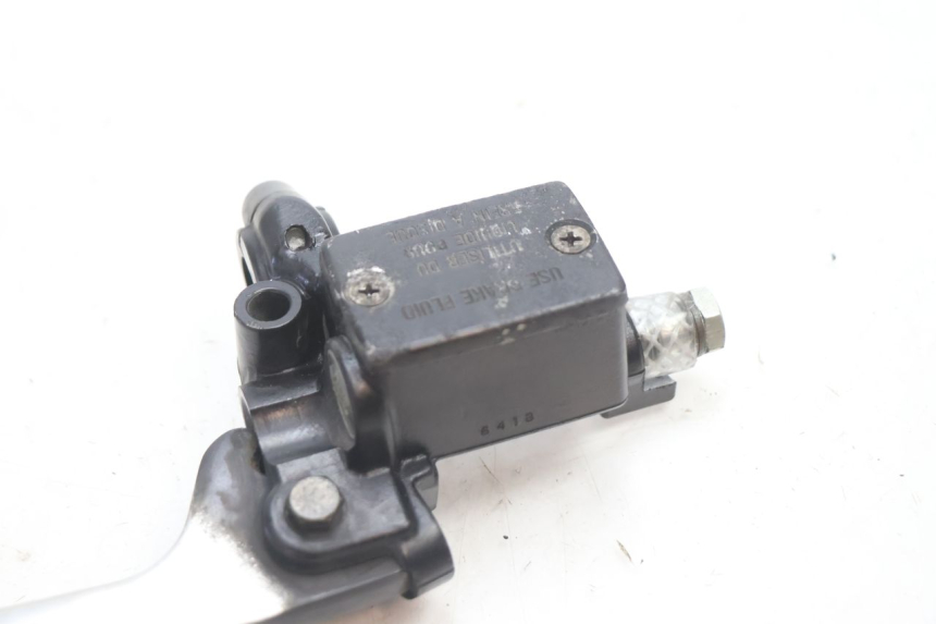 photo de CILINDRO MESTRE DIANTEIRO PEUGEOT VIVACITY 50 (2004 - 2009) - Pontos de fixação