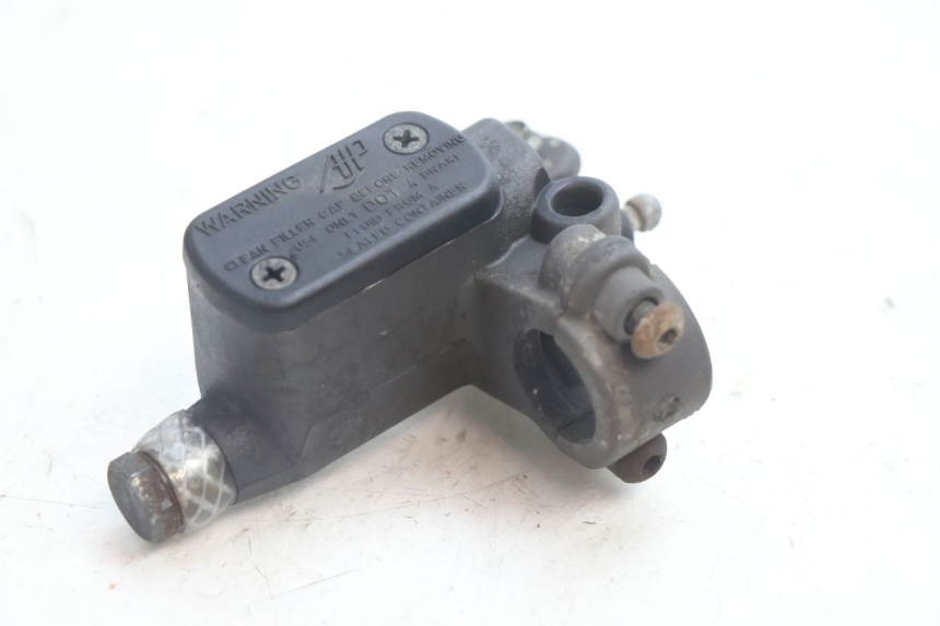 photo de CILINDRO MESTRE DIANTEIRO PEUGEOT VIVACITY 50 (2004 - 2009) - Detalhe da peça