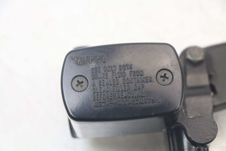 photo de CILINDRO MESTRE DIANTEIRO YAMAHA XMAX X-MAX ABS 125 (2017 - 2020) - Detalhe da peça