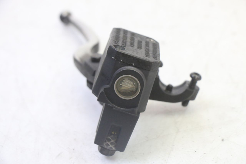 photo de CILINDRO MESTRE DIANTEIRO YAMAHA X-MAX XMAX 125 (2010 - 2013) - Vista geral