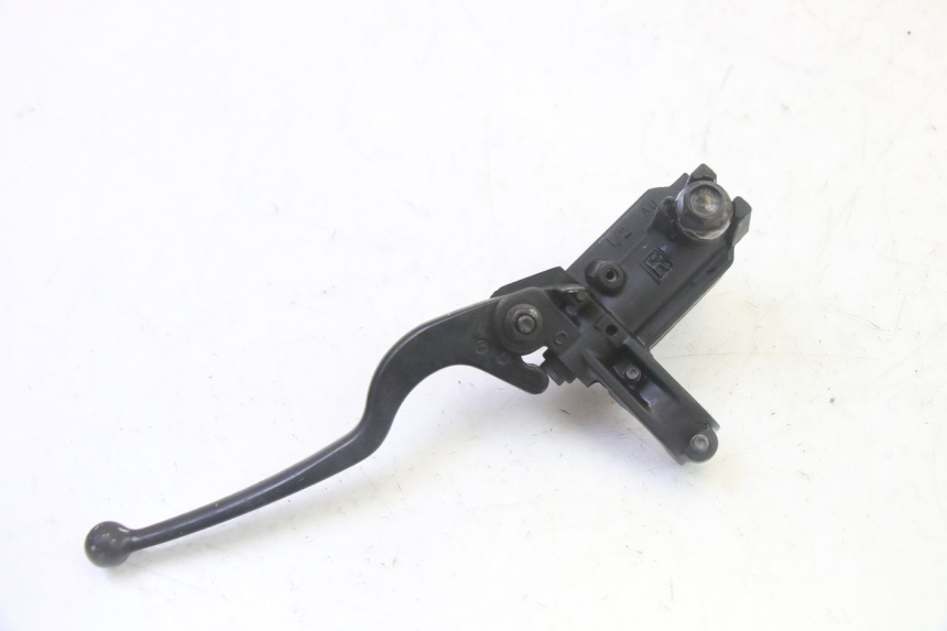 photo de CILINDRO MESTRE DIANTEIRO YAMAHA X-MAX XMAX 125 (2010 - 2013) - Pontos de fixação
