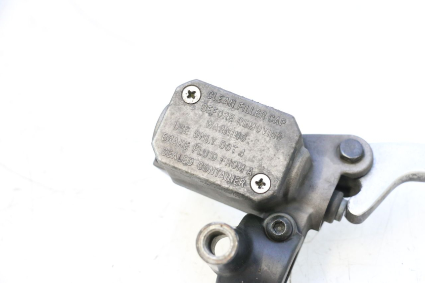photo de CILINDRO MESTRE DIANTEIRO YAMAHA X-MAX XMAX 125 (2010 - 2013) - Detalhe da peça
