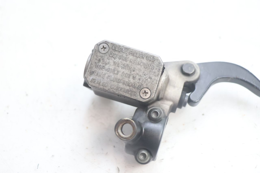 photo de CILINDRO MESTRE DIANTEIRO YAMAHA X-MAX XMAX 125 (2010 - 2013) - Detalhe da peça