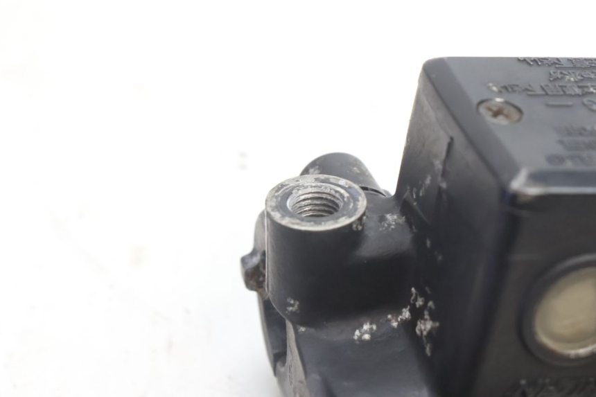 photo de CILINDRO MESTRE DIANTEIRO YAMAHA XJR 1300 (1998 - 2002) - Estado da superfície