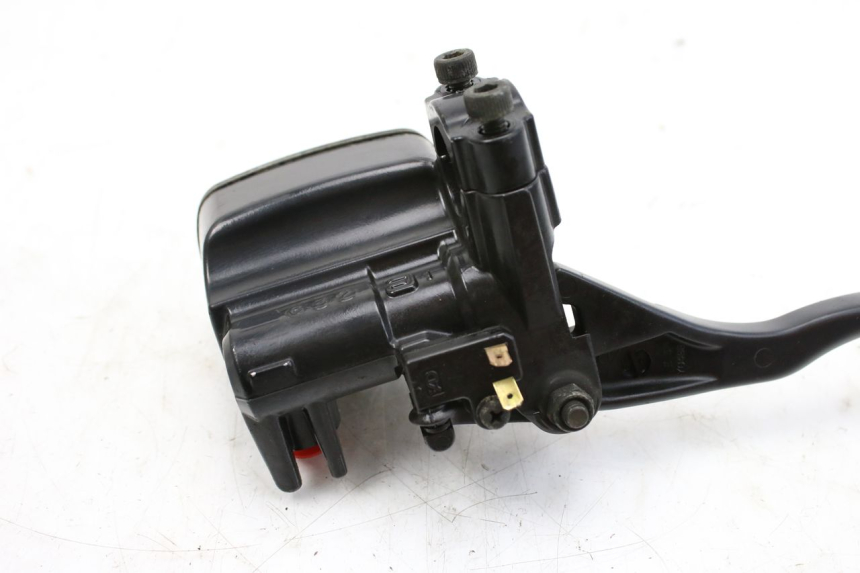 photo de CILINDRO MESTRE DIANTEIRO YAMAHA XP T-MAX TMAX ABS 500 (2004 - 2007) - Outro ângulo de visão