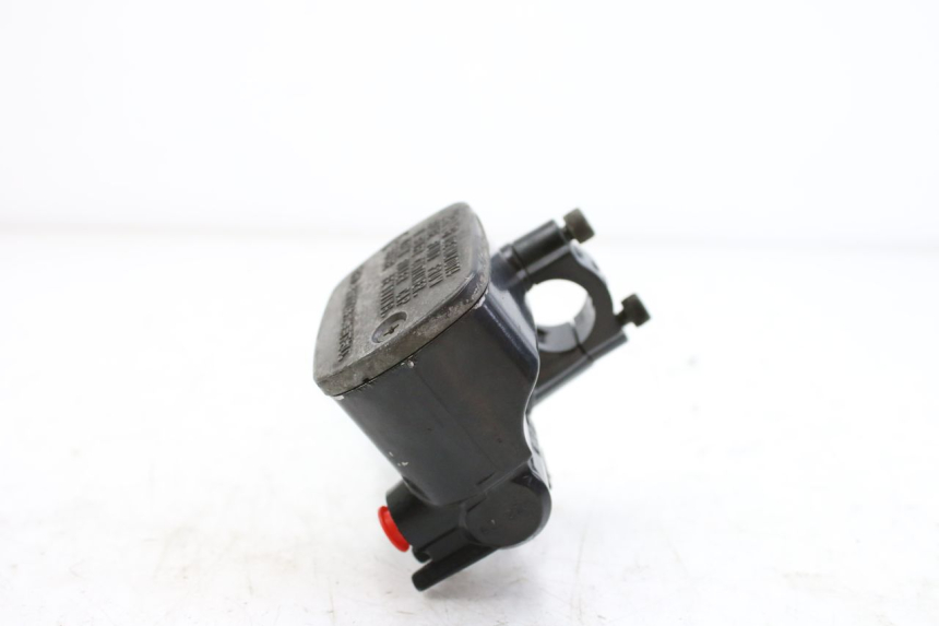 photo de CILINDRO MESTRE DIANTEIRO YAMAHA XP T-MAX TMAX ABS 500 (2004 - 2007) - Ampliação técnica