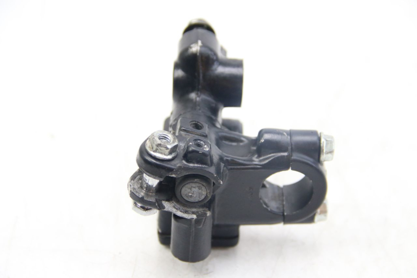 photo de CILINDRO MESTRE DIANTEIRO HONDA XR L 125 (2003 - 2007) - Zoom do estado de desgaste