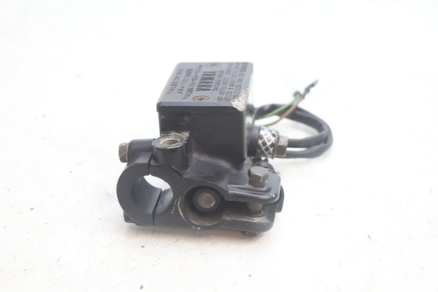 photo de CILINDRO MESTRE DIANTEIRO YAMAHA XV VIRAGO 535 (1988 - 2004) - Pontos de fixação