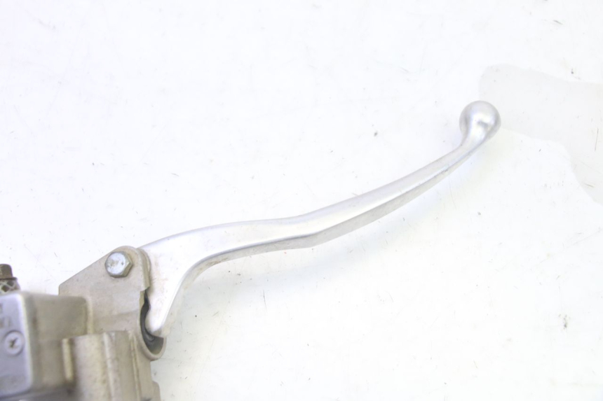 photo de CILINDRO MESTRE DIANTEIRO YAMAHA YFM GRIZZLY 550 (2008 - 2015) - Zoom do estado de desgaste