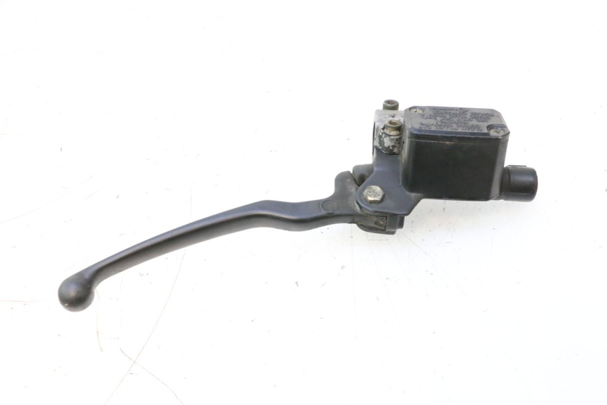 photo de CILINDRO MESTRE DIANTEIRO YAMAHA YP MAJESTY 125 (1998 - 2001) - Outro ângulo de visão