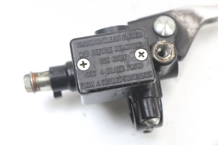 photo de CILINDRO MESTRE DIANTEIRO PIAGGIO ZIP 2T 50 (2009 - 2019) - Detalhe da peça